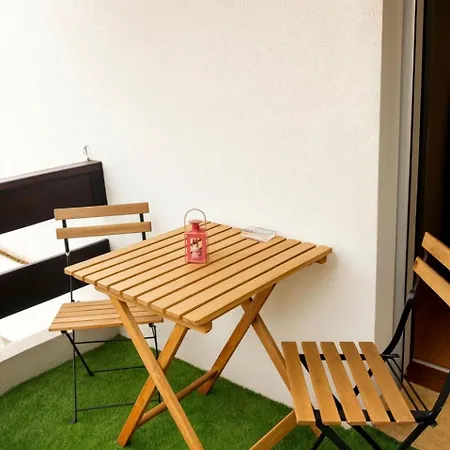 アパート Au Coeur Des Alpes Et Parking Gratuit クラン